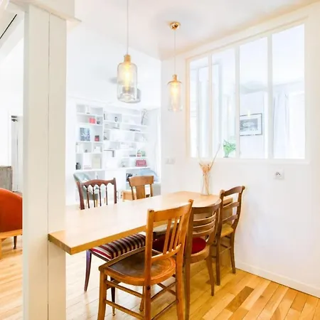 Apartment Very Nice Family Flat In The Heart Of The Marais Paris